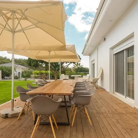 Vilă Crown Royal Luxury Estates *