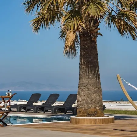 Vilă Crown Royal Luxury Estates